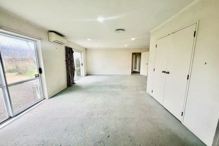Photo of property in 546 Don Buck Road, Westgate, Auckland, 0614