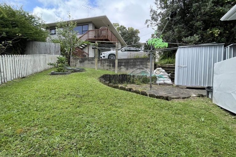 Photo of property in 1/3 Leith Way, Rothesay Bay, Auckland, 0630