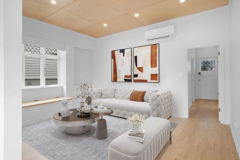 Photo of property in 9 Mckinley Crescent, Brooklyn, Wellington, 6021