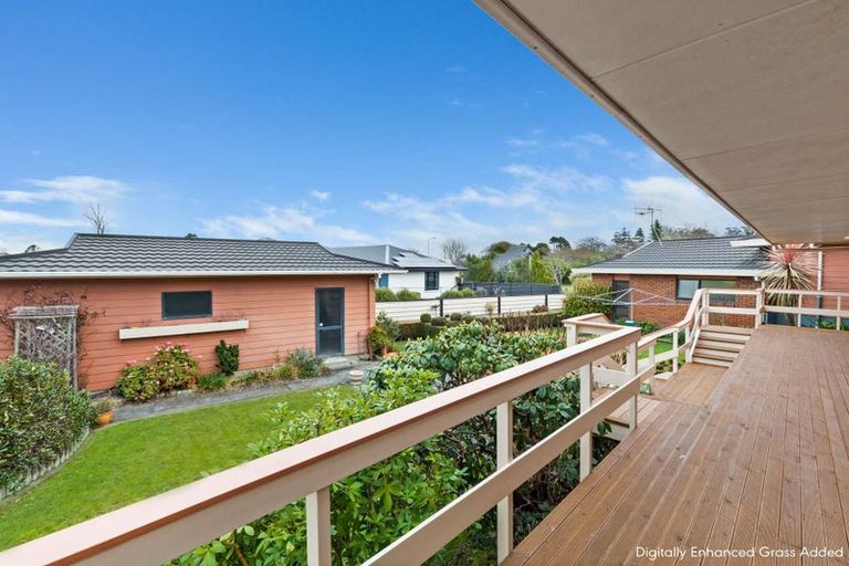 Photo of property in 5 Wanganui Road, Marton, 4710