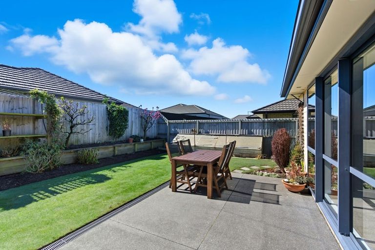 Photo of property in 87 Rannoch Drive, Broomfield, Christchurch, 8042