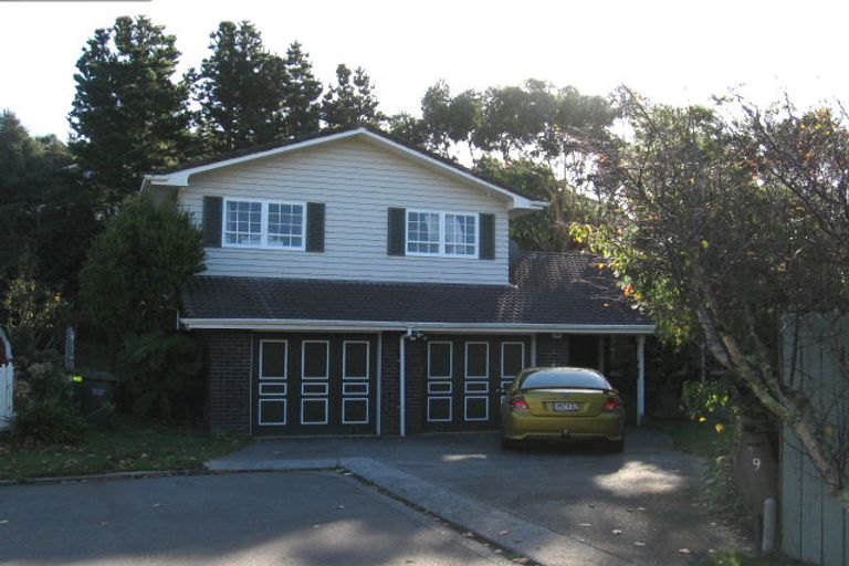 Photo of property in 9 Burbank Crescent, Churton Park, Wellington, 6037