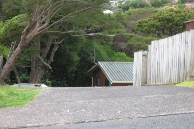 Photo of property in 1/29 Stanley Road, Glenfield, Auckland, 0629