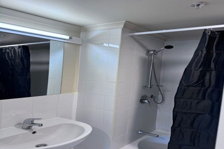 Photo of property in 5j/18 Ronwood Avenue, Manukau, Auckland, 2104