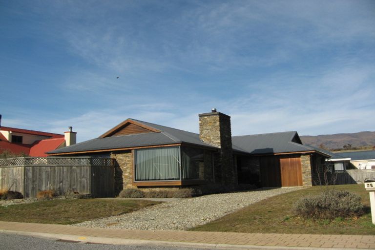 Photo of property in 53 Meadowstone Drive, Wanaka, 9305