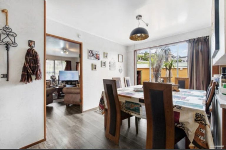 Photo of property in 22 Jayne Place, Torbay, Auckland, 0630