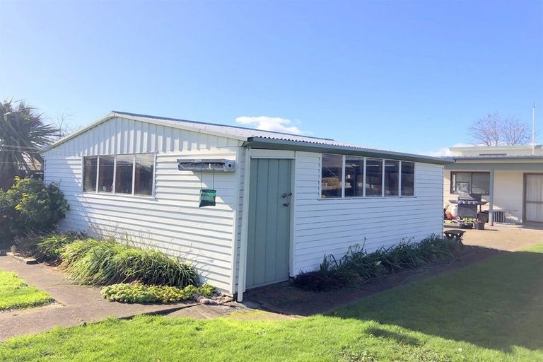 Photo of property in 14 Stiles Avenue, Waipukurau, 4200