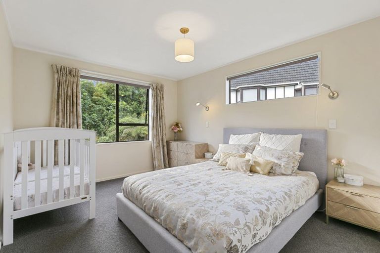 Photo of property in 75u2 Delhi Crescent, Khandallah, Wellington, 6035