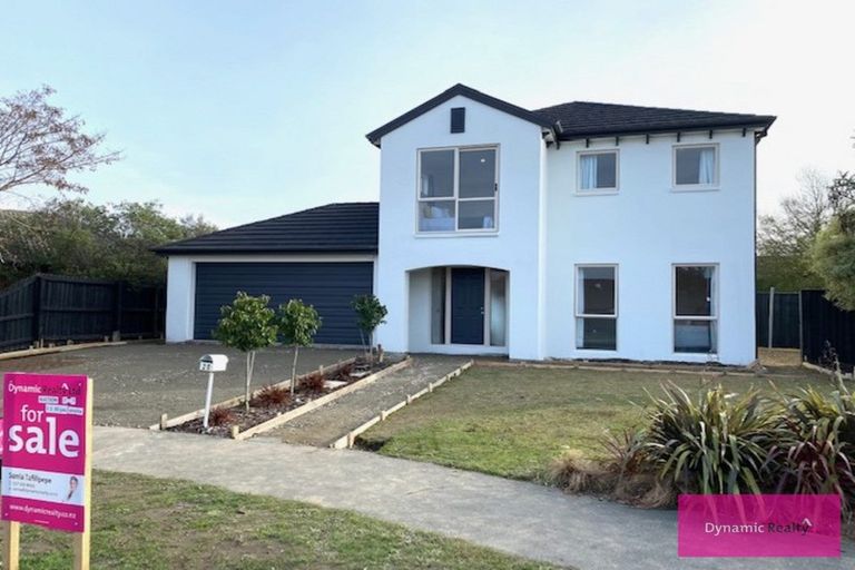 Photo of property in 20 Linkwater Way, Parklands, Christchurch, 8083