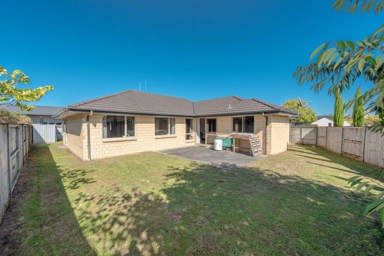 Photo of property in 11 Ravenscourt Place, Huntington, Hamilton, 3210