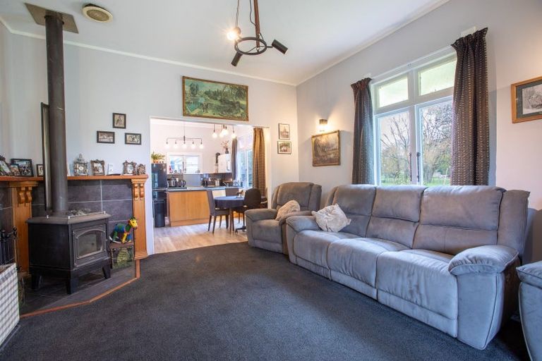 Photo of property in 1 Vogel Street, Woodville, 4920