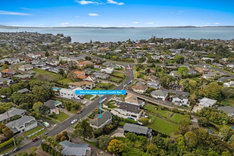 Photo of property in 24a Alexander Street, Cockle Bay, Auckland, 2014