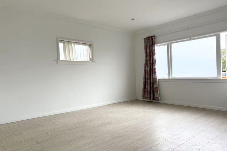 Photo of property in 98 Portage Road, New Lynn, Auckland, 0600