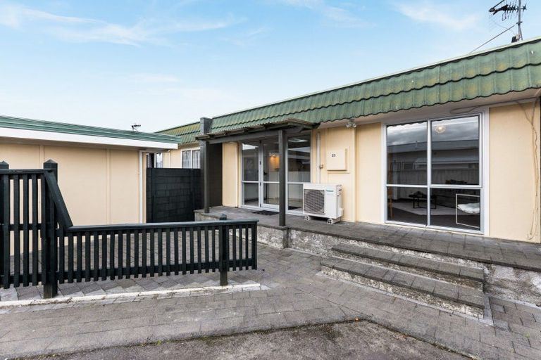 Photo of property in 25 Liverpool Crescent, Tamatea, Napier, 4112