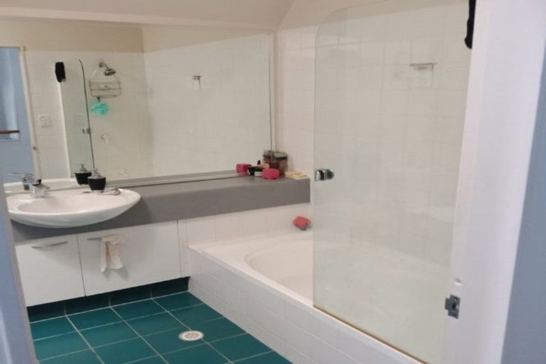 Photo of property in 28u3 Majoribanks Street, Mount Victoria, Wellington, 6011