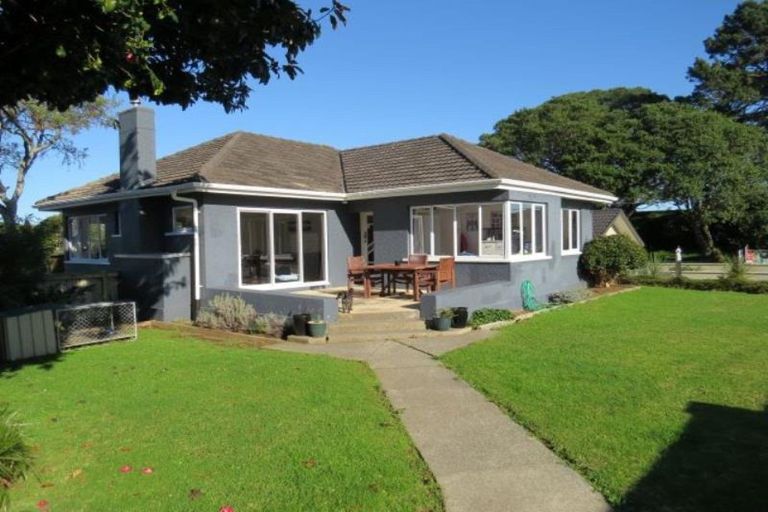 Photo of property in 8 Warangi Street, Strandon, New Plymouth, 4312