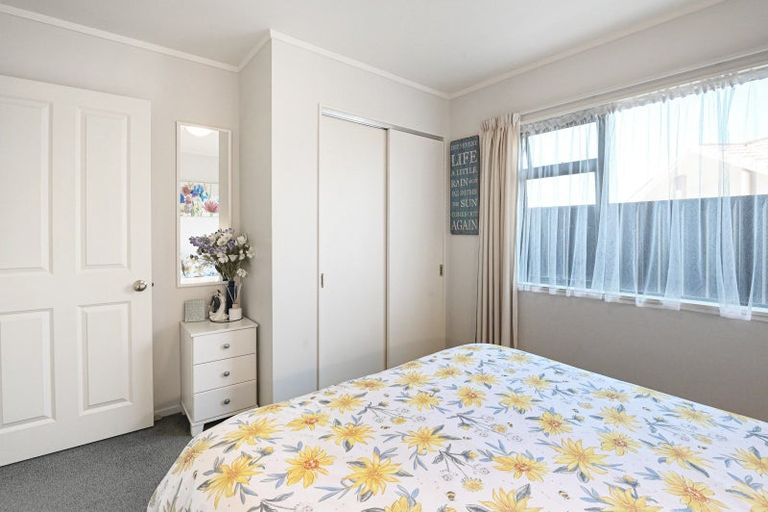Photo of property in 1 Belgrove Drive, Waipukurau, 4200