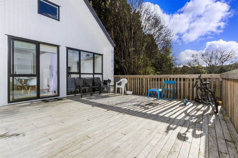 Photo of property in 122c Lancaster Road, Beach Haven, Auckland, 0626