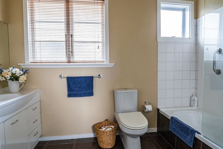 Photo of property in 65 Helwick Street, Wanaka, 9305