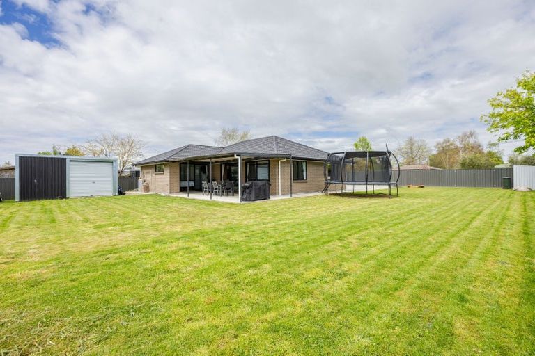 Photo of property in 2 Bibby Street, Waipawa, 4210