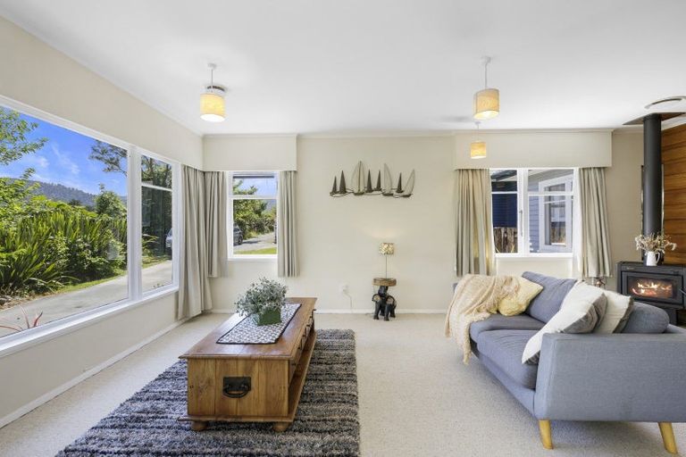 Photo of property in 710 Main Road North, Te Marua, Upper Hutt, 5018
