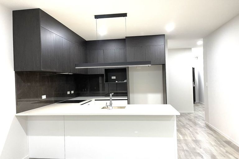 Photo of property in 44 Auranga Drive, Karaka, 2113