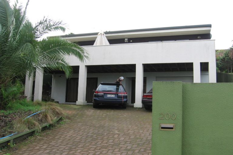Photo of property in 2/200 Ti Rakau Drive, Pakuranga Heights, Auckland, 2010