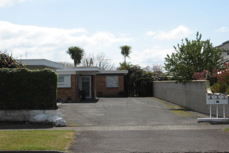 Photo of property in 15unit Carnot Street, Glenholme, Rotorua, 3010