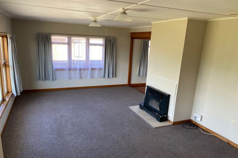 Photo of property in 254 Mangorei Road, Merrilands, New Plymouth, 4312