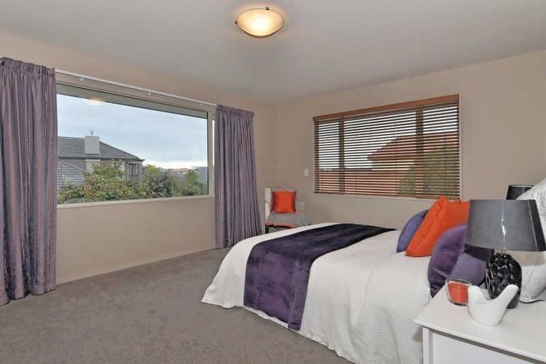 Photo of property in 17 Jasper Place, Northwood, Christchurch, 8051