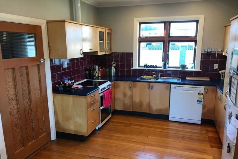 Photo of property in 5 Chapman Street, Johnsonville, Wellington, 6037