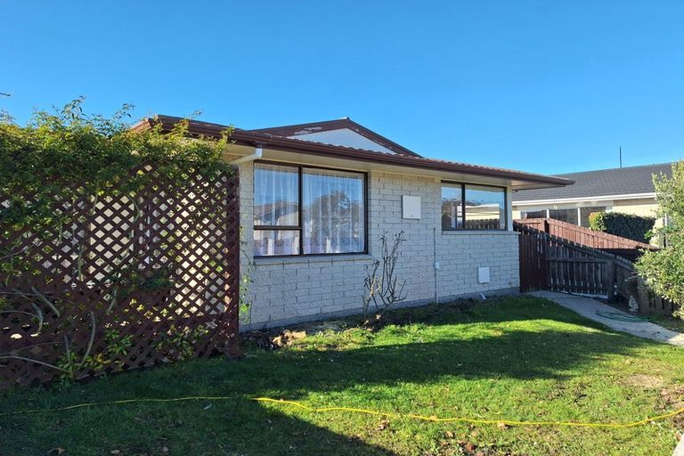 Photo of property in 16 Omega Place, Casebrook, Christchurch, 8051