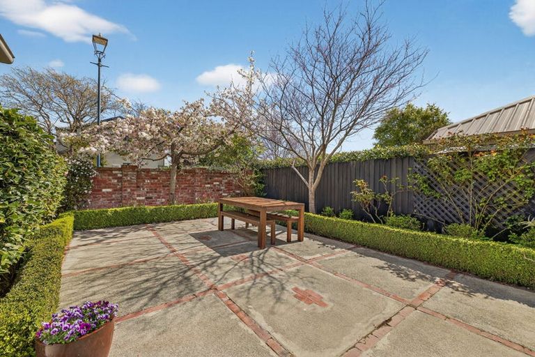 Photo of property in 8 Avon Gate, Russley, Christchurch, 8042