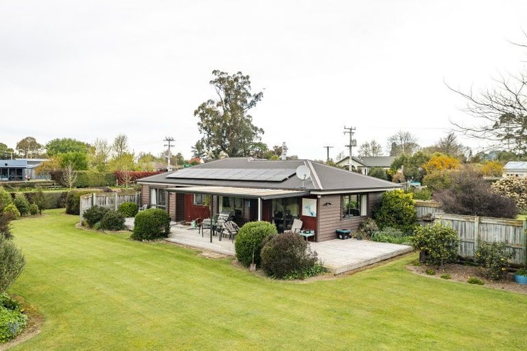 Photo of property in 3 Higginson Street, Otane, 4202