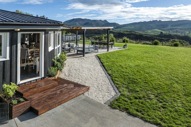 Photo of property in 780 Maraetotara Road, Maraetotara, Havelock North, 4294