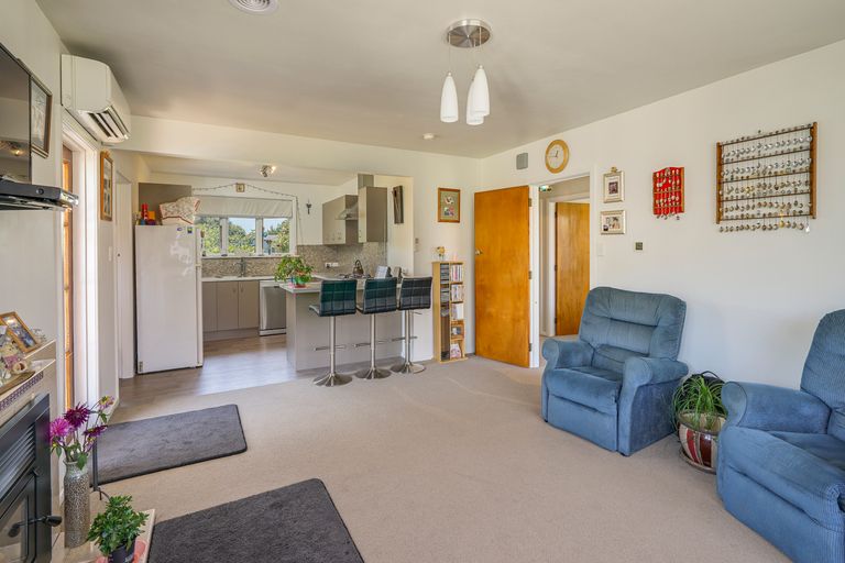 Photo of property in 2 Manchester Place, Rangiora, 7400