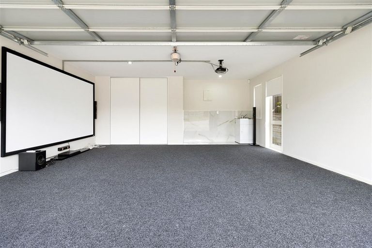 Photo of property in 30a Seaview Road, Glenfield, Auckland, 0629