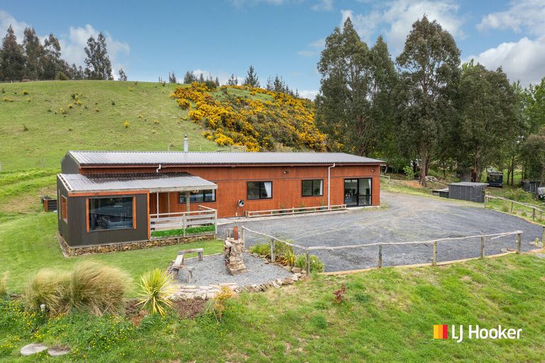 Photo of property in 448 Taioma Road, North Taieri, Mosgiel, 9092
