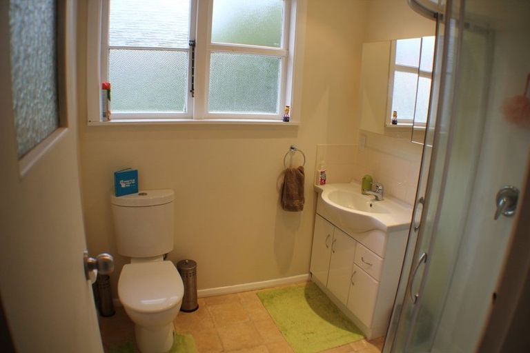 Photo of property in 26 Hewer Crescent, Naenae, Lower Hutt, 5011