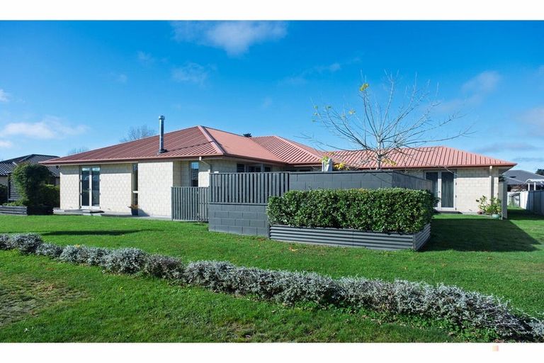 Photo of property in 9 Tancred Street, Geraldine, 7930