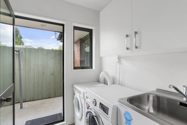 Photo of property in 16 Wentworth Street, Ilam, Christchurch, 8041