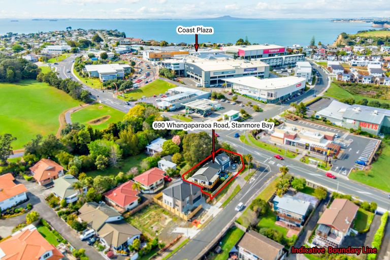 Photo of property in 690 Whangaparaoa Road, Stanmore Bay, Whangaparaoa, 0932