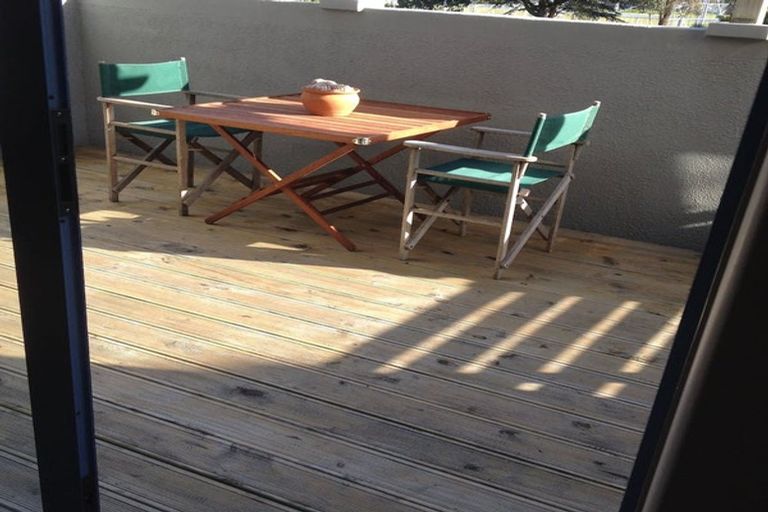 Photo of property in 16 Freyberg Street, Roslyn, Palmerston North, 4414