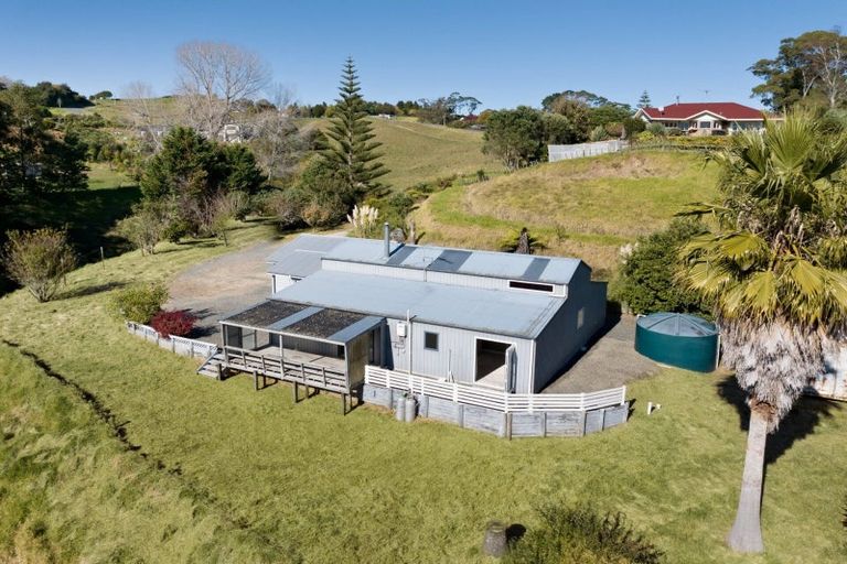 Photo of property in 383r Kaitemako Road, Welcome Bay, Tauranga, 3175