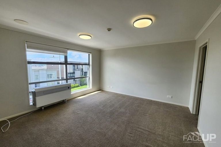 Photo of property in 148 Hobsonville Point Road, Hobsonville, Auckland, 0616