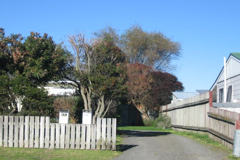 Photo of property in 43 Linwood Drive, Paraparaumu, 5032