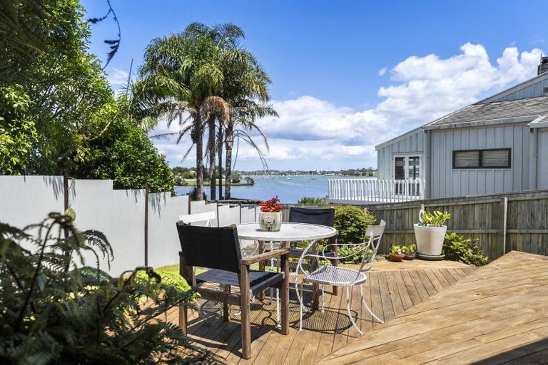 Photo of property in 2/22 Bramley Drive, Farm Cove, Auckland, 2012