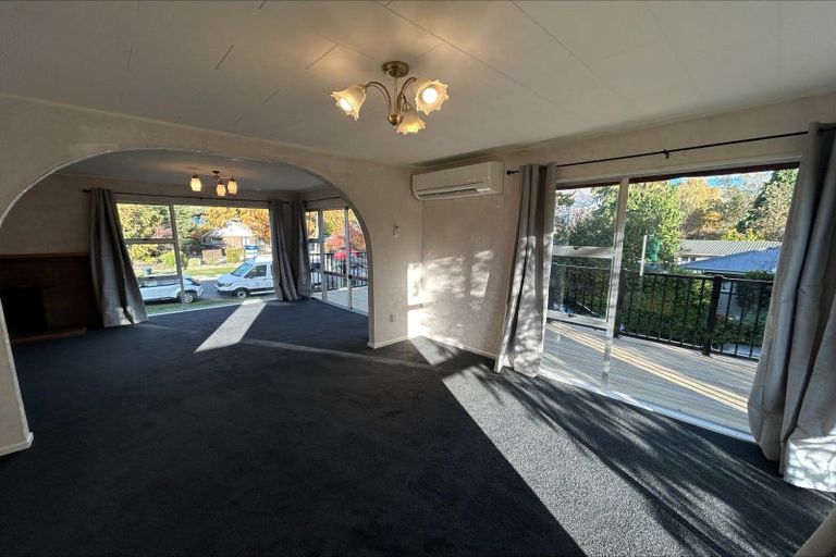 Photo of property in 26 Russell Street, Wanaka, 9305