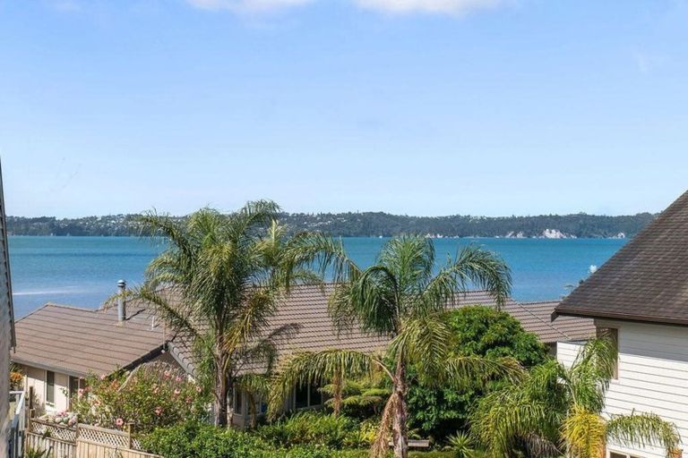 Photo of property in 44a Spinnaker Drive, Te Atatu Peninsula, Auckland, 0610