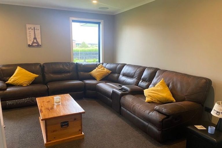 Photo of property in 123 Saint Kilda Road, Cambridge, 3434